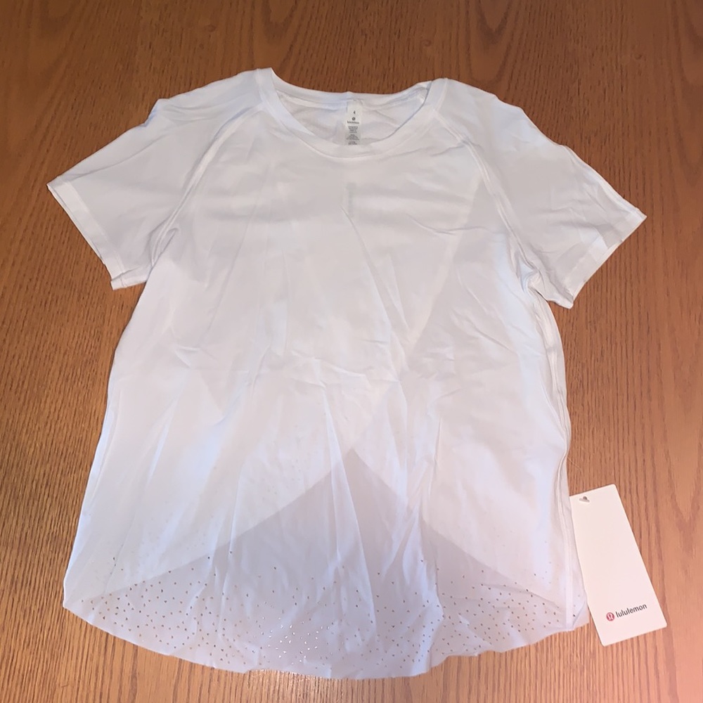 NWT Lululemon Quick Pace Short Sleeve White Size 4